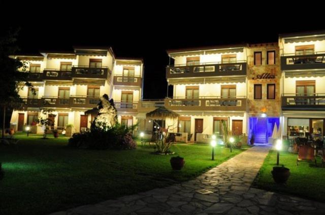 Allea Hotel And Apartments Toroni Ngoại thất bức ảnh